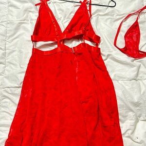 Red Strappy lingerie with thong

Never worn. 

bundle w other items in my closet